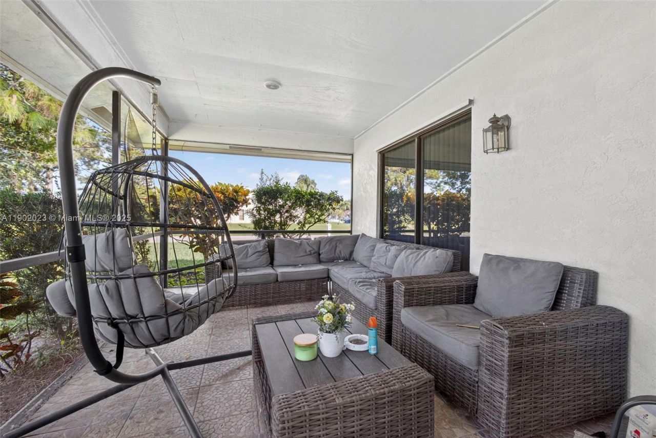 100 Miramar Ave, Royal Palm Beach, FL 33411 Photo