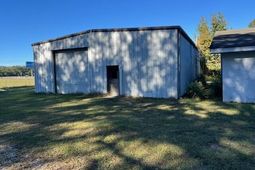 1509 Main Highway photo 4