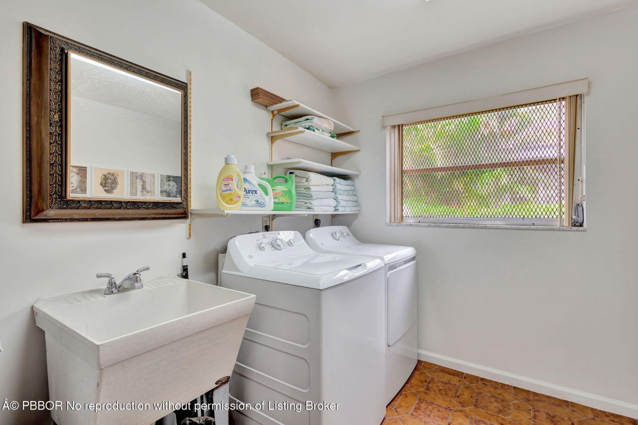 1141 Pine Point Road, Riviera Beach, FL 33404 Photo