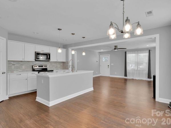 159 Madison Avenue NE, Concord, NC 28025