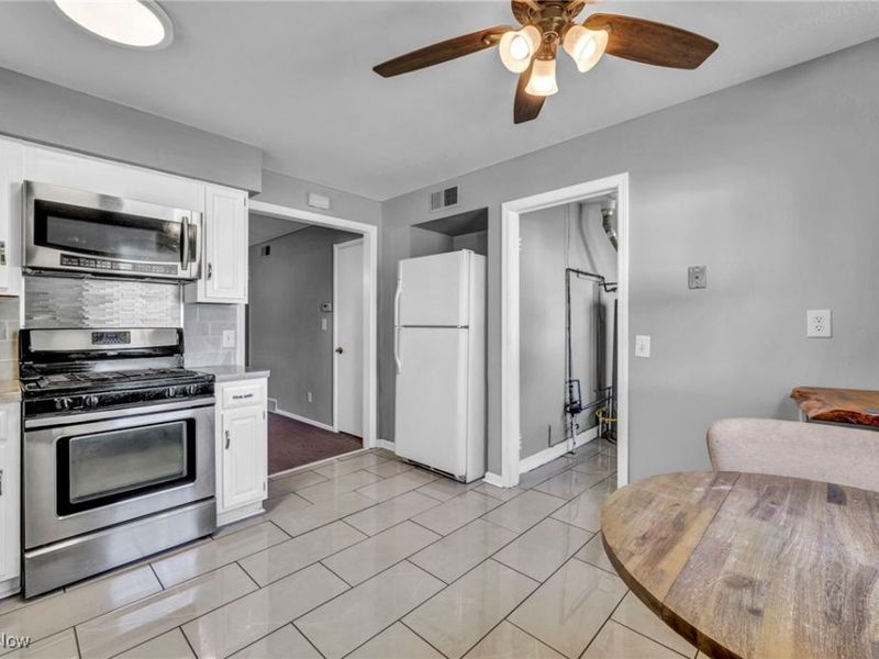 4046 W 143rd Street, Cleveland, OH 44135 Photo 4