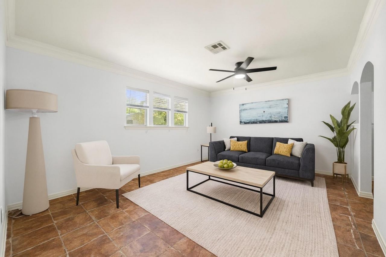 2321 Bendridge Trl, Austin, TX 78744 Main Photo