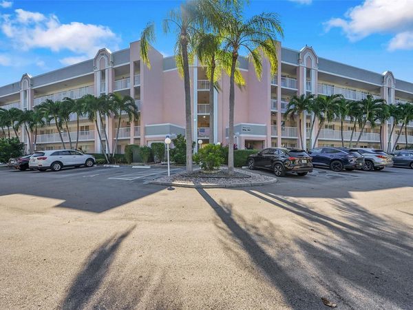 2560 NW 103rd Avenue, Unit 205, Sunrise, FL 33322