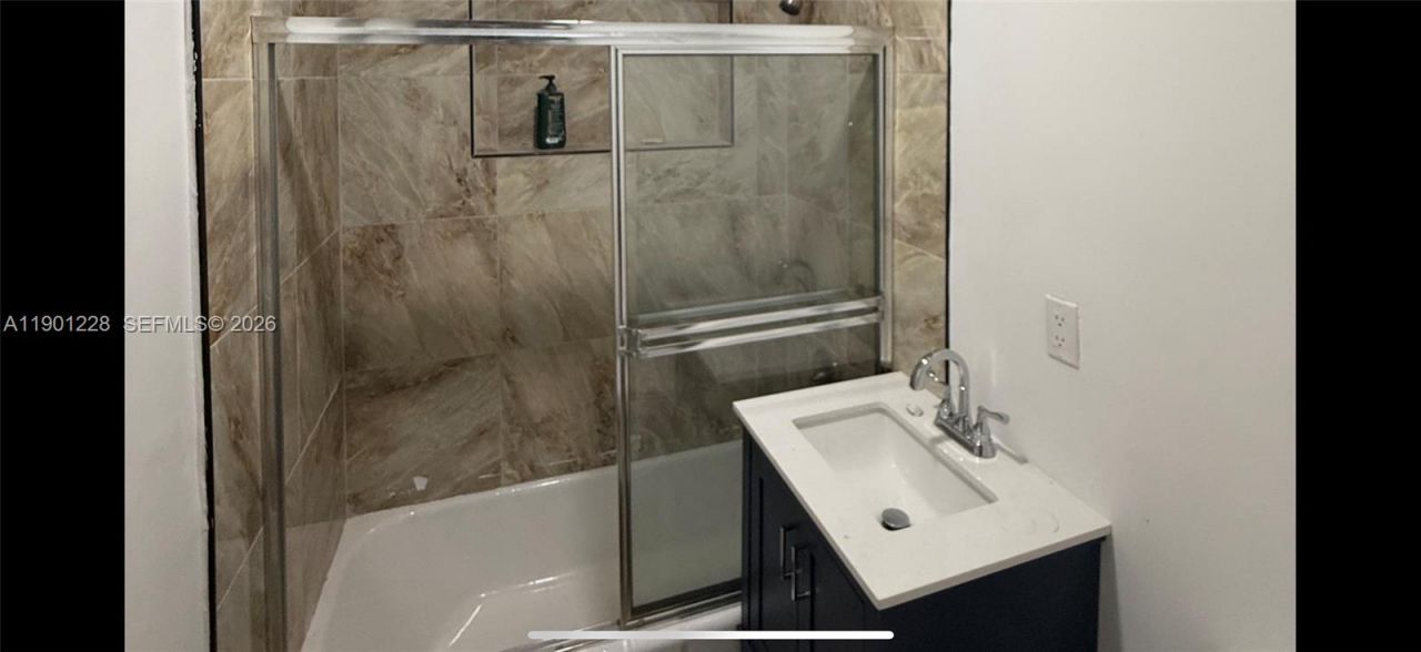 2409 SE 2nd Ave Se, Vero Beach, FL 32962 Photo