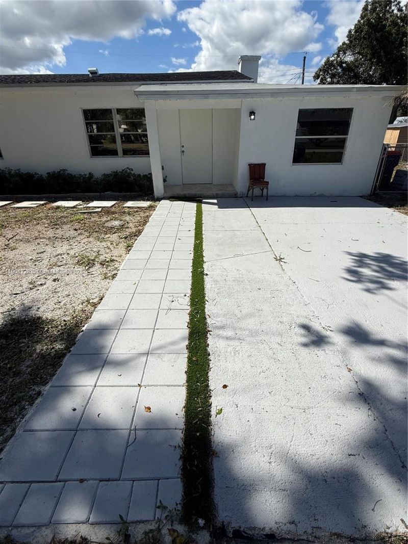 2409 SE 2nd Ave Se, Vero Beach, FL 32962 Photo