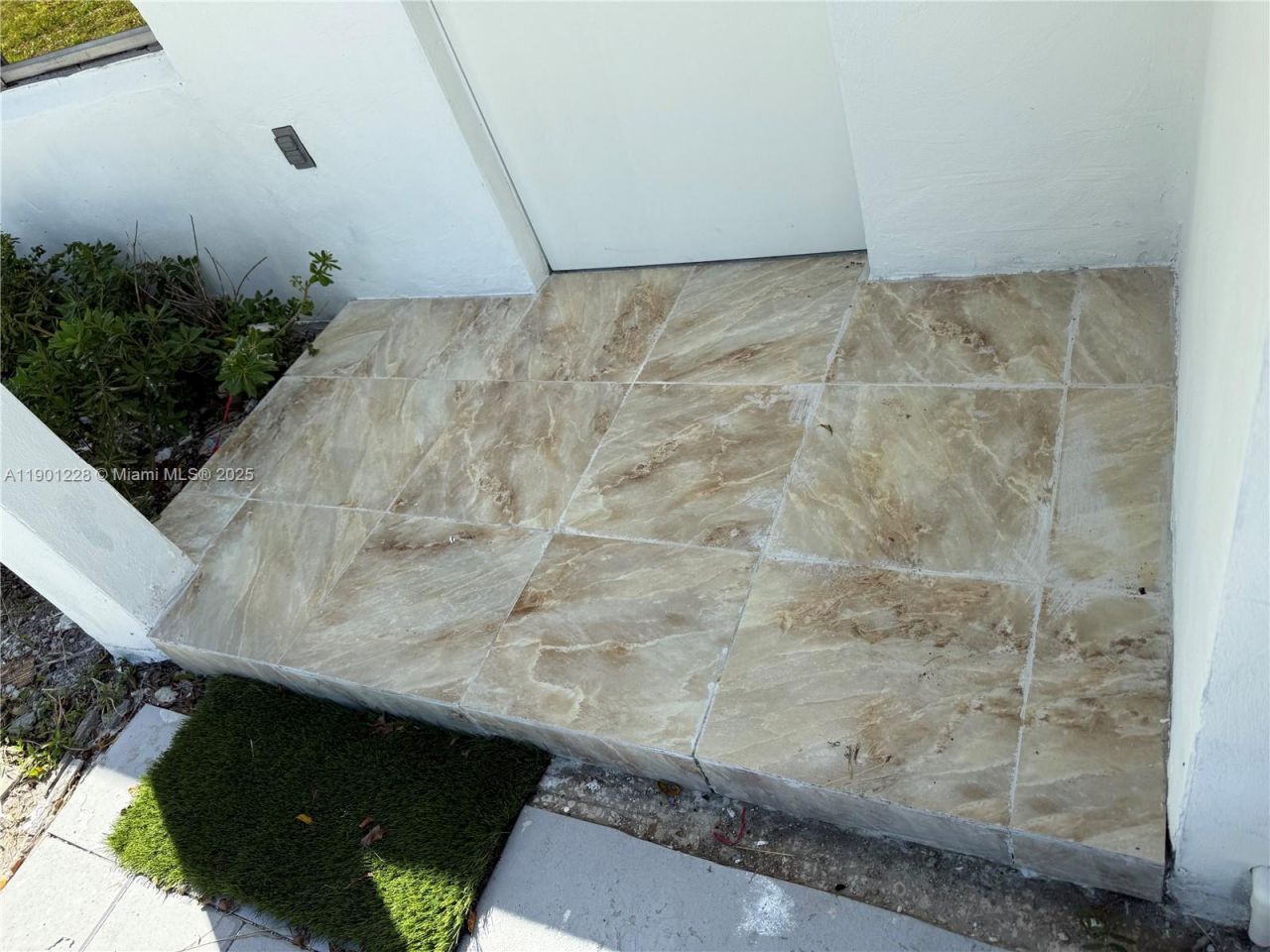 2409 SE 2nd Ave Se, Vero Beach, FL 32962 Photo