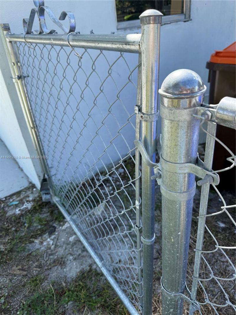 2409 SE 2nd Ave Se, Vero Beach, FL 32962 Photo