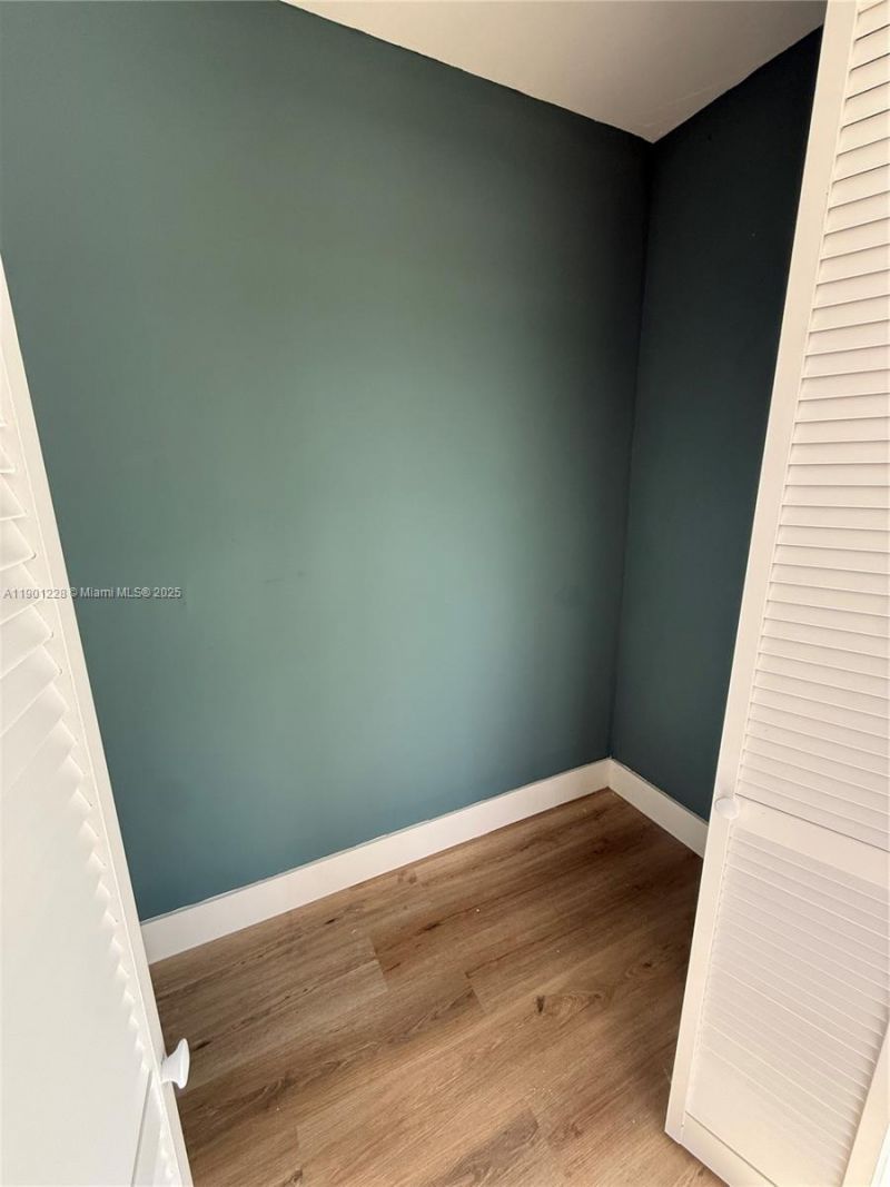 2409 SE 2nd Ave Se, Vero Beach, FL 32962 Photo