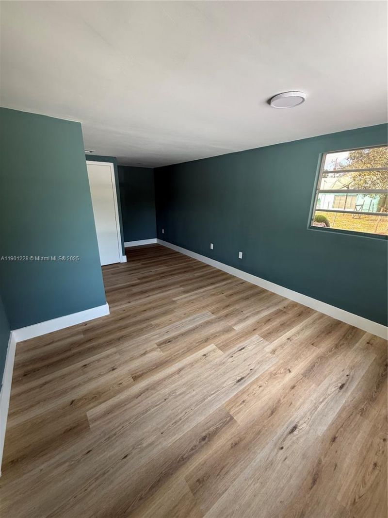 2409 SE 2nd Ave Se, Vero Beach, FL 32962 Photo