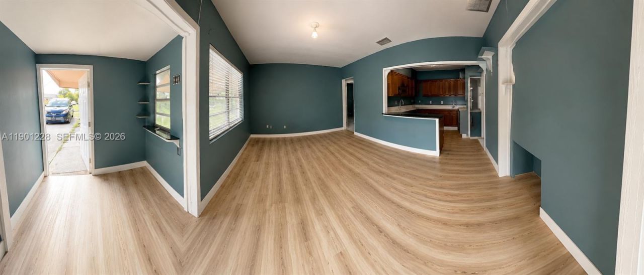 2409 SE 2nd Ave Se, Vero Beach, FL 32962 Photo