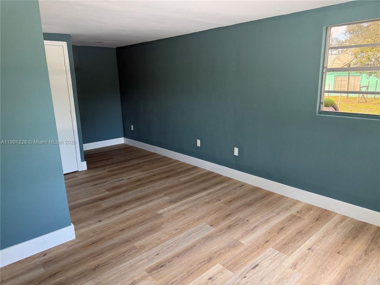 2409 SE 2nd Ave Se, Vero Beach, FL 32962 Photo