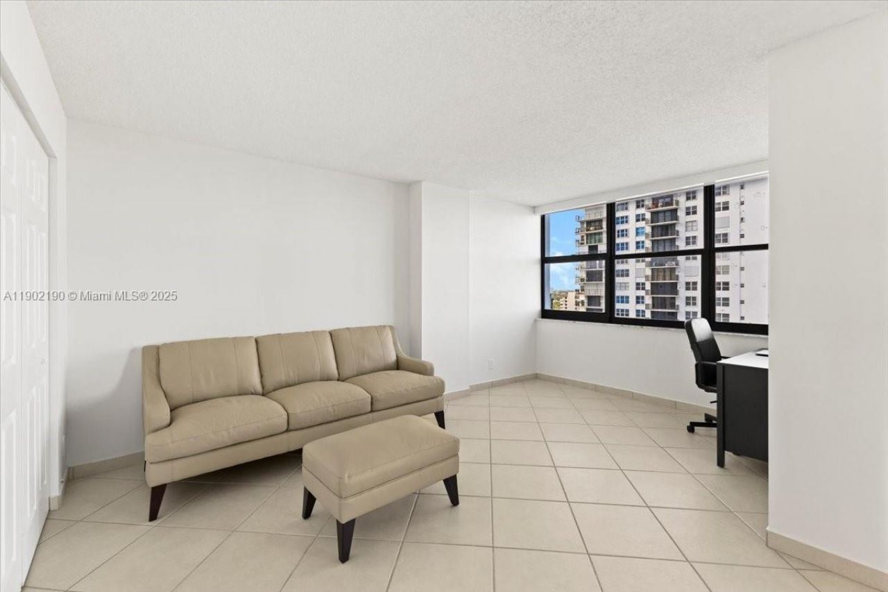 2301 S Ocean Dr, Unit 2004, Hollywood, FL 33019 Photo