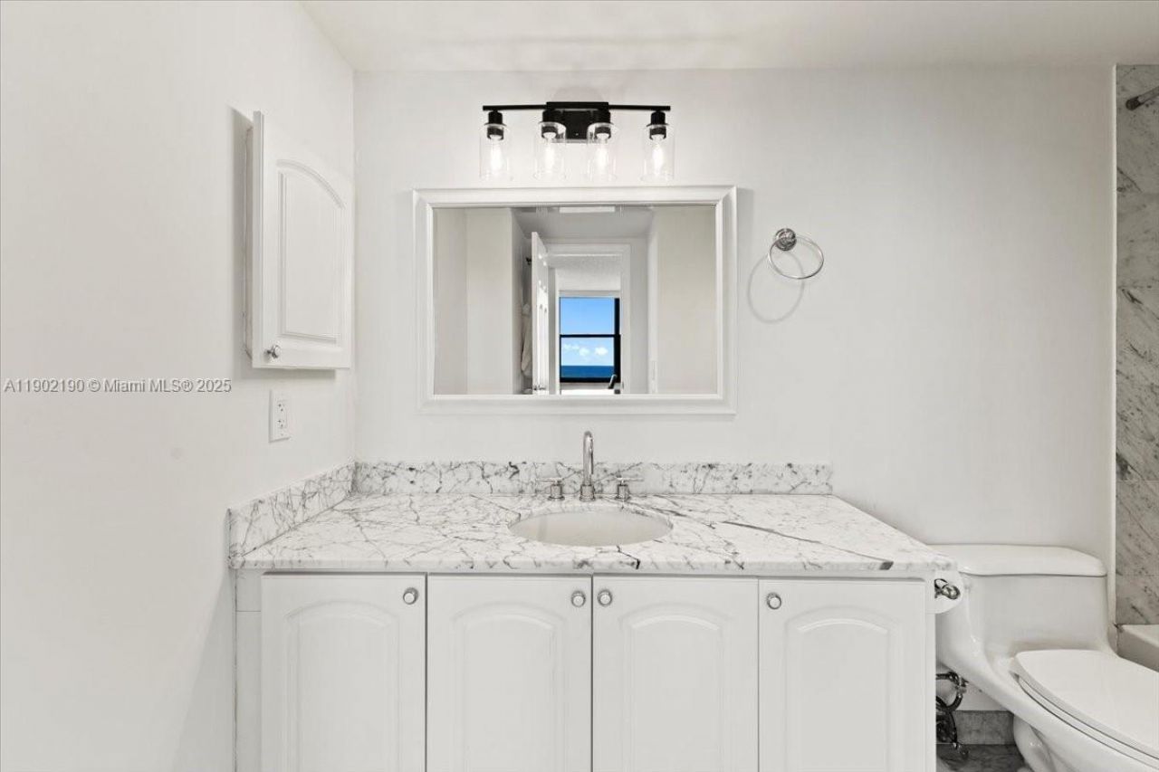 2301 S Ocean Dr, Unit 2004, Hollywood, FL 33019 Photo