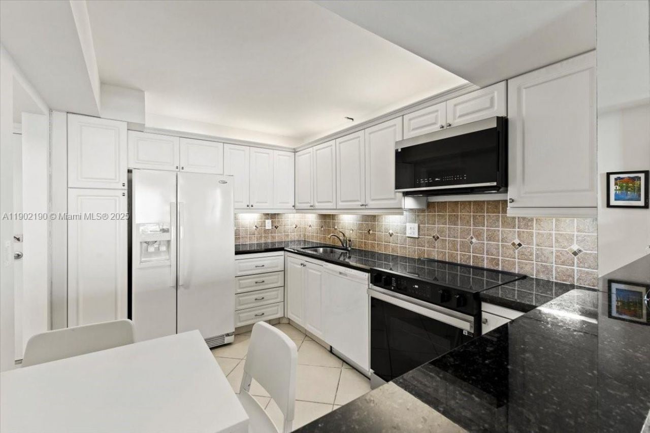 2301 S Ocean Dr, Unit 2004, Hollywood, FL 33019 Photo