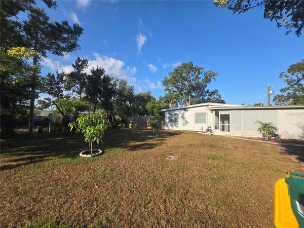 LARGO, FL 33771