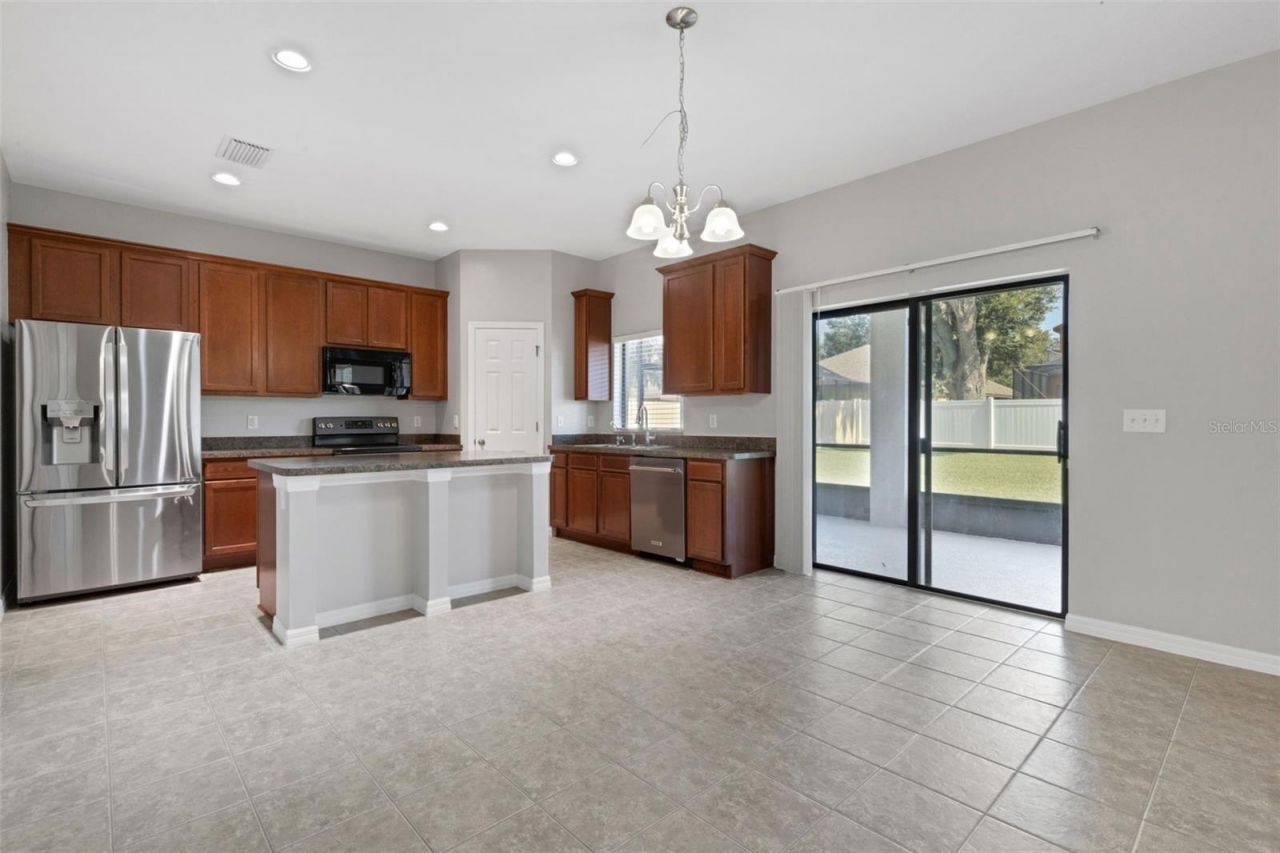 313 Oak Landing Drive, Mulberry, FL 33860 Photo