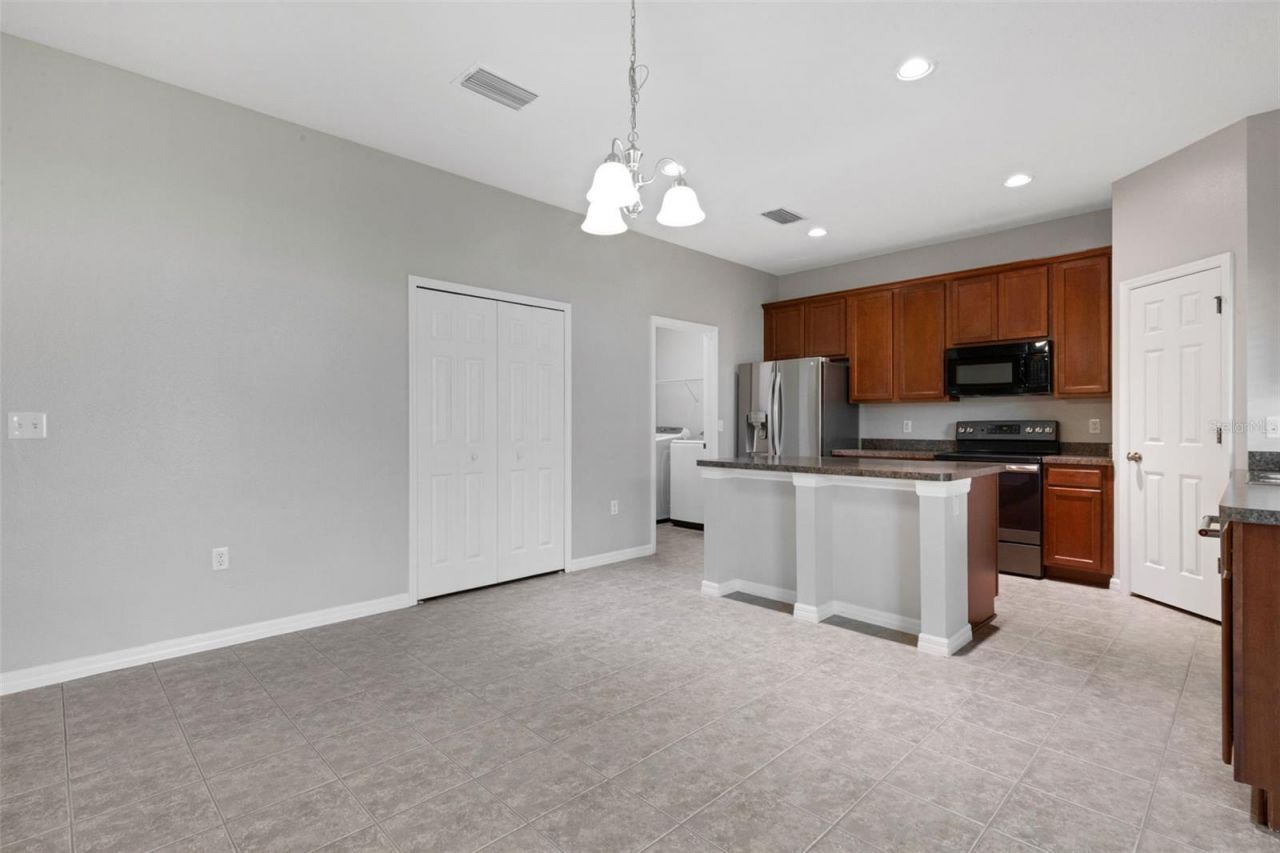 313 Oak Landing Drive, Mulberry, FL 33860 Photo