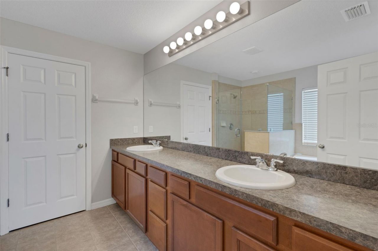 313 Oak Landing Drive, Mulberry, FL 33860 Photo