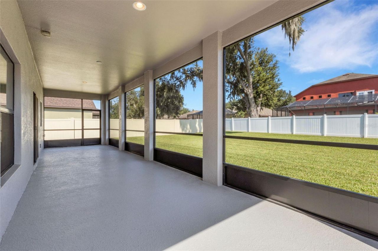 313 Oak Landing Drive, Mulberry, FL 33860 Photo