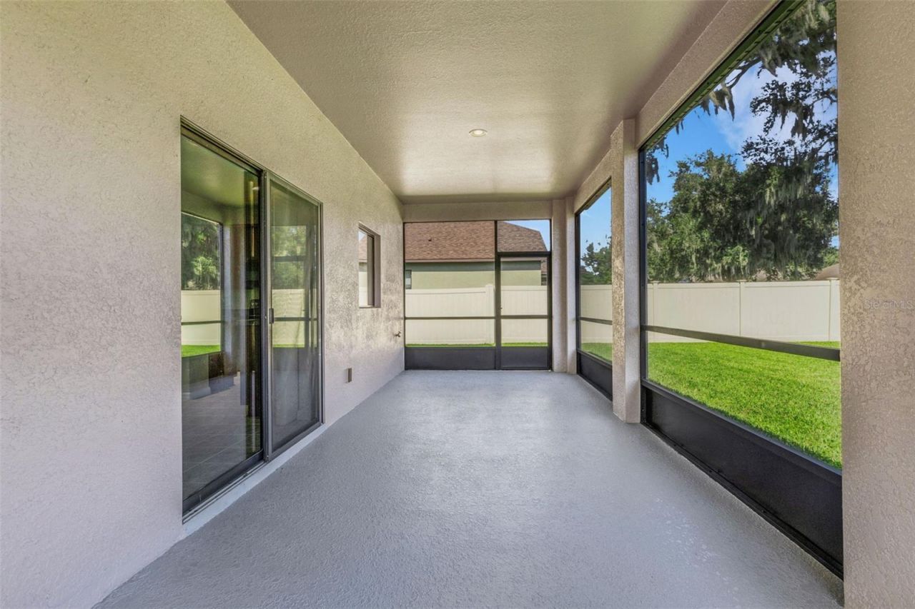 313 Oak Landing Drive, Mulberry, FL 33860 Photo