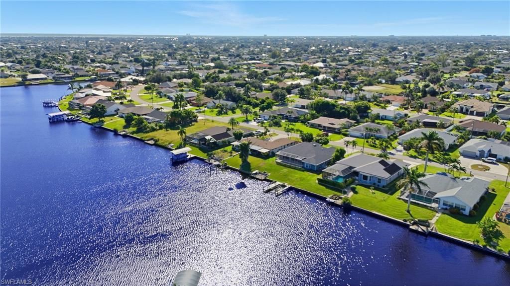 419 SE 28th Ter, Cape Coral, FL 33904 Photo