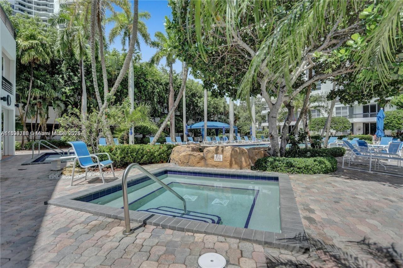 3600 Mystic Pointe Dr, Unit 511, Aventura, FL 33180 Photo