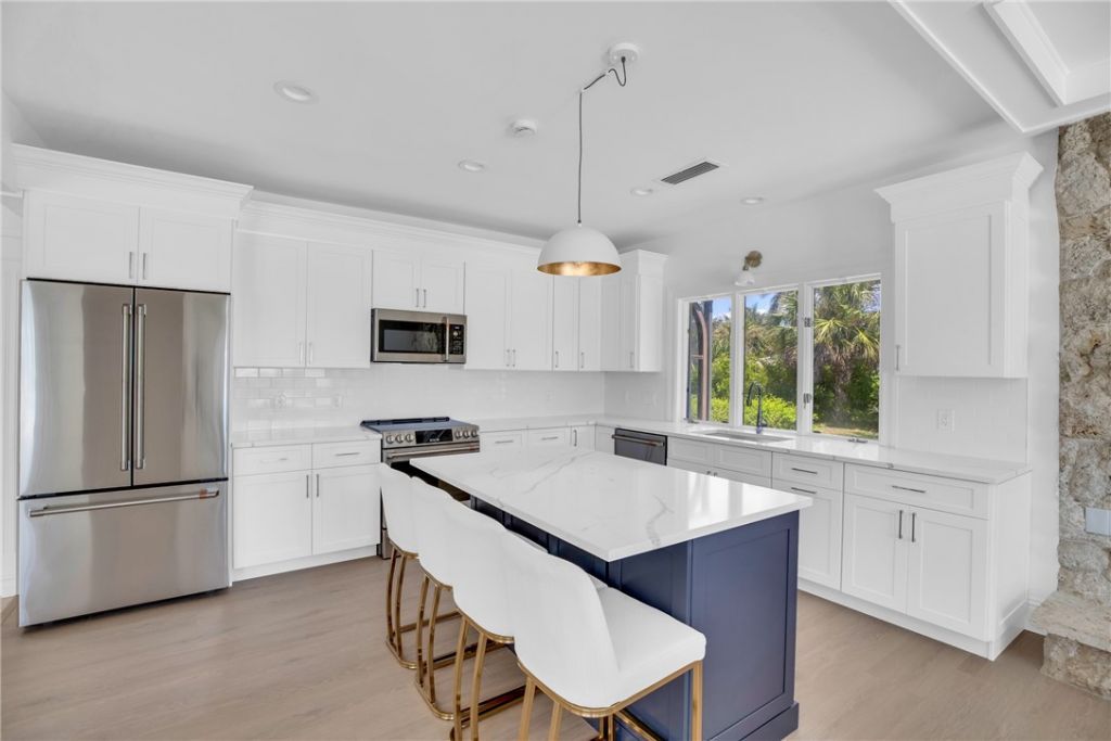 1916 Ocean Drive , Vero Beach, FL 32963 Photo