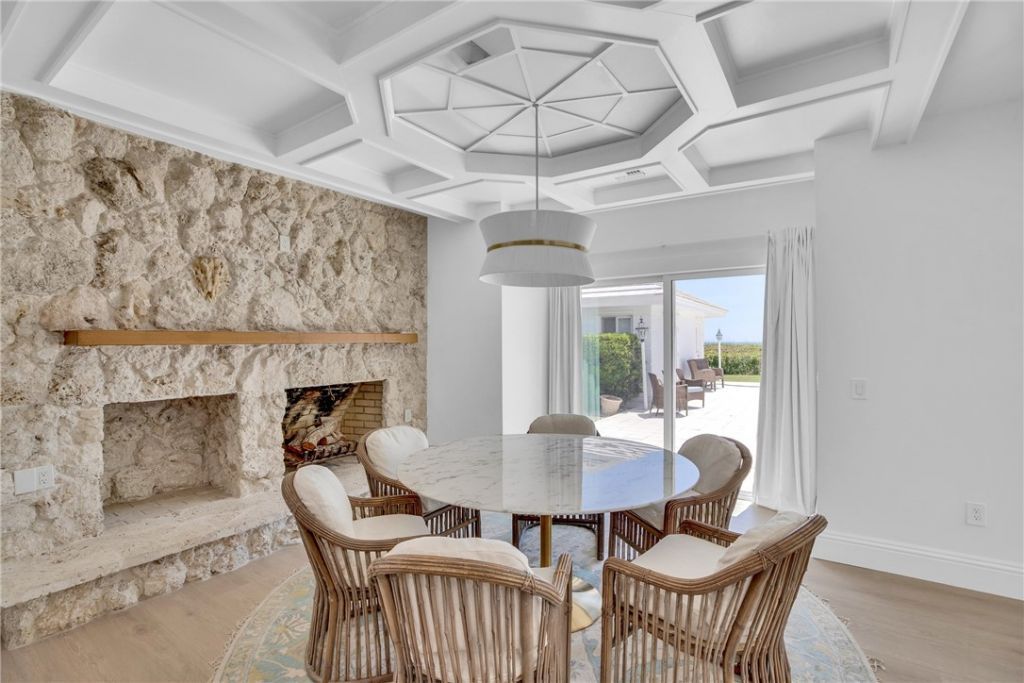 1916 Ocean Drive , Vero Beach, FL 32963 Photo