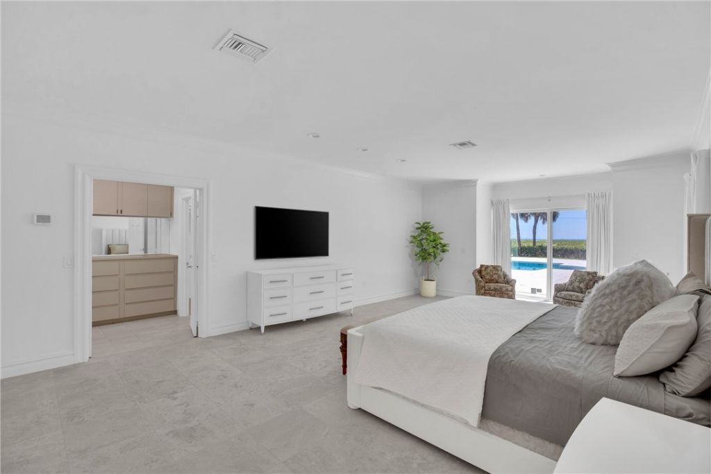 1916 Ocean Drive , Vero Beach, FL 32963 Photo