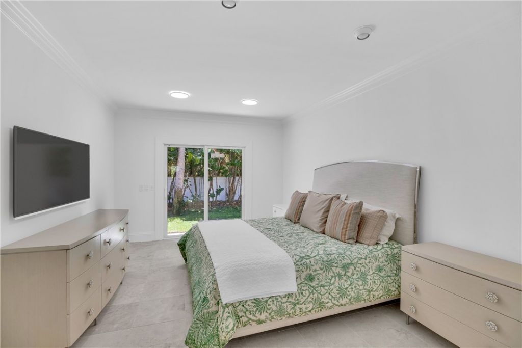 1916 Ocean Drive , Vero Beach, FL 32963 Photo