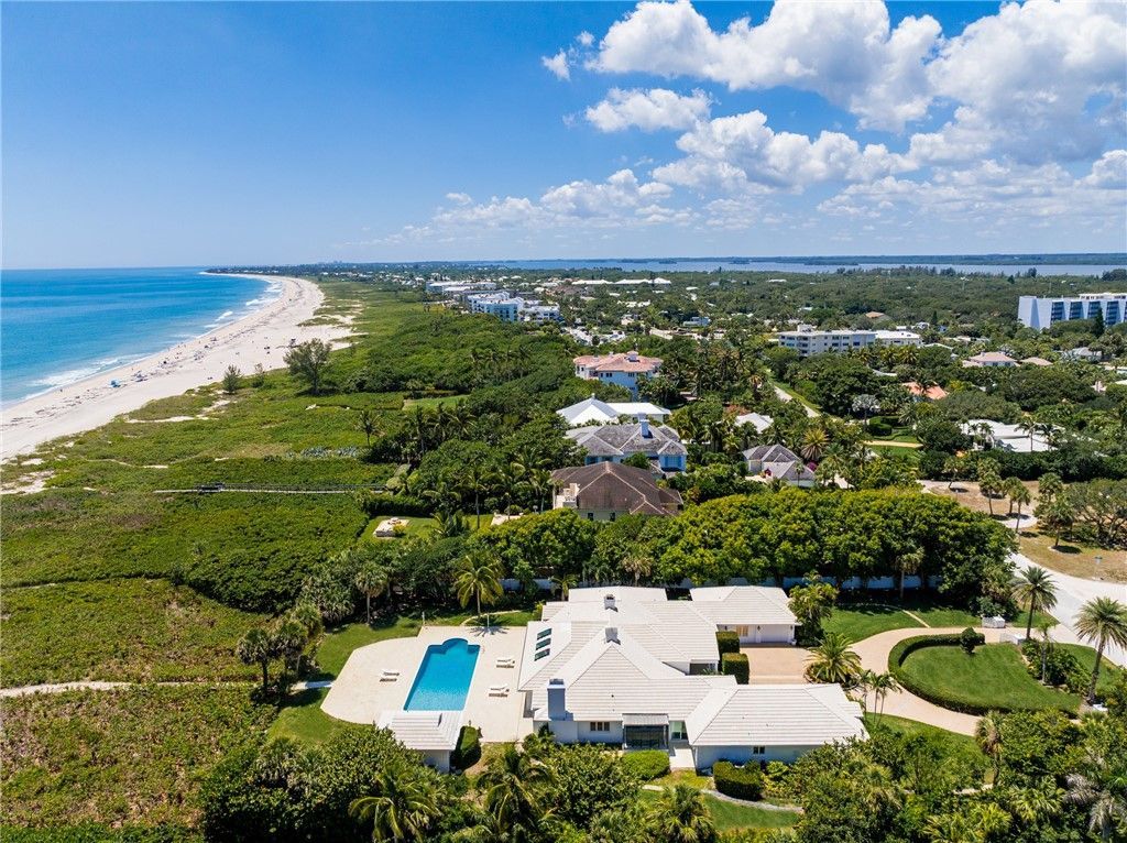 1916 Ocean Drive , Vero Beach, FL 32963 Photo