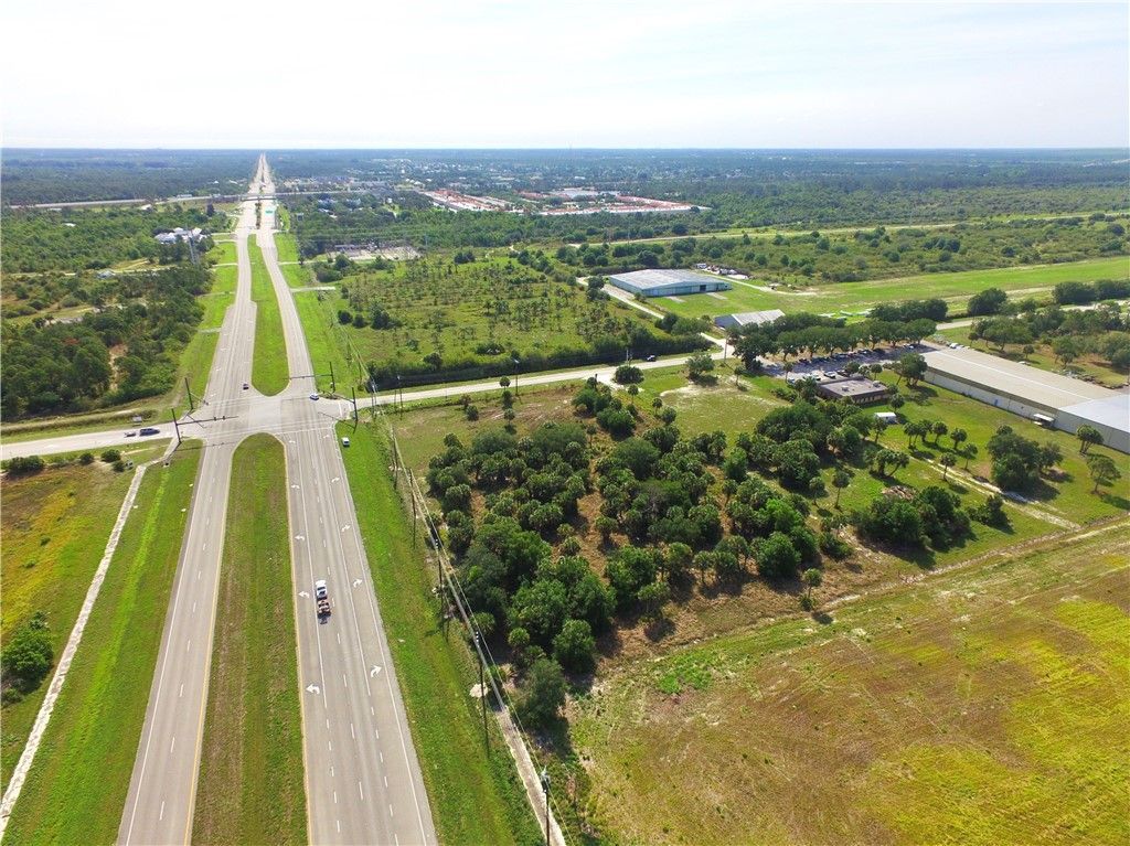 1990 98th Avenue, Vero Beach, FL 32966 Photo