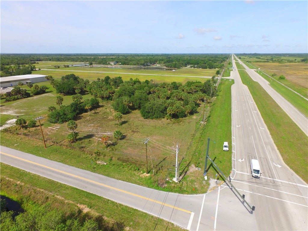 1990 98th Avenue, Vero Beach, FL 32966 Photo