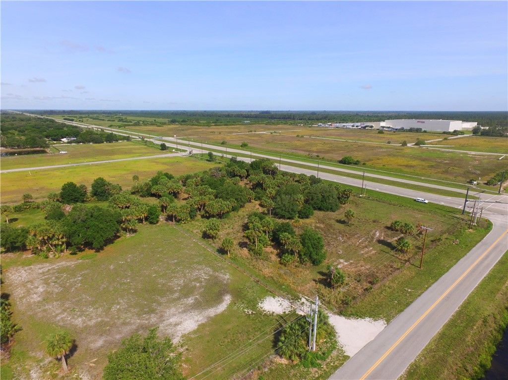 1990 98th Avenue, Vero Beach, FL 32966 Photo