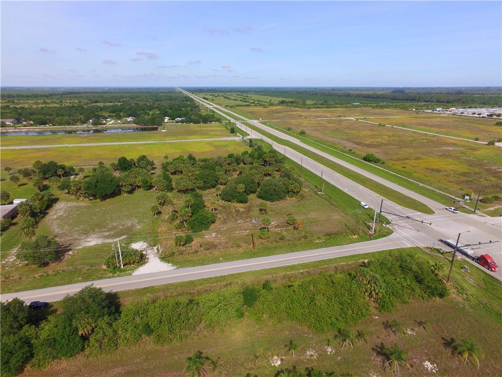 1990 98th Avenue, Vero Beach, FL 32966 Photo