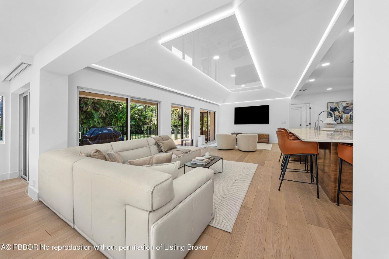 16 Little Pond Road, Lantana, FL 33462 Photo