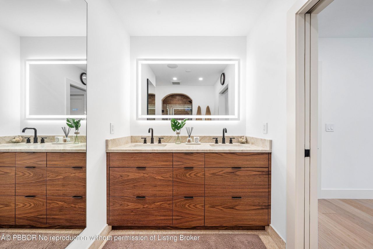 16 Little Pond Road, Lantana, FL 33462 Photo