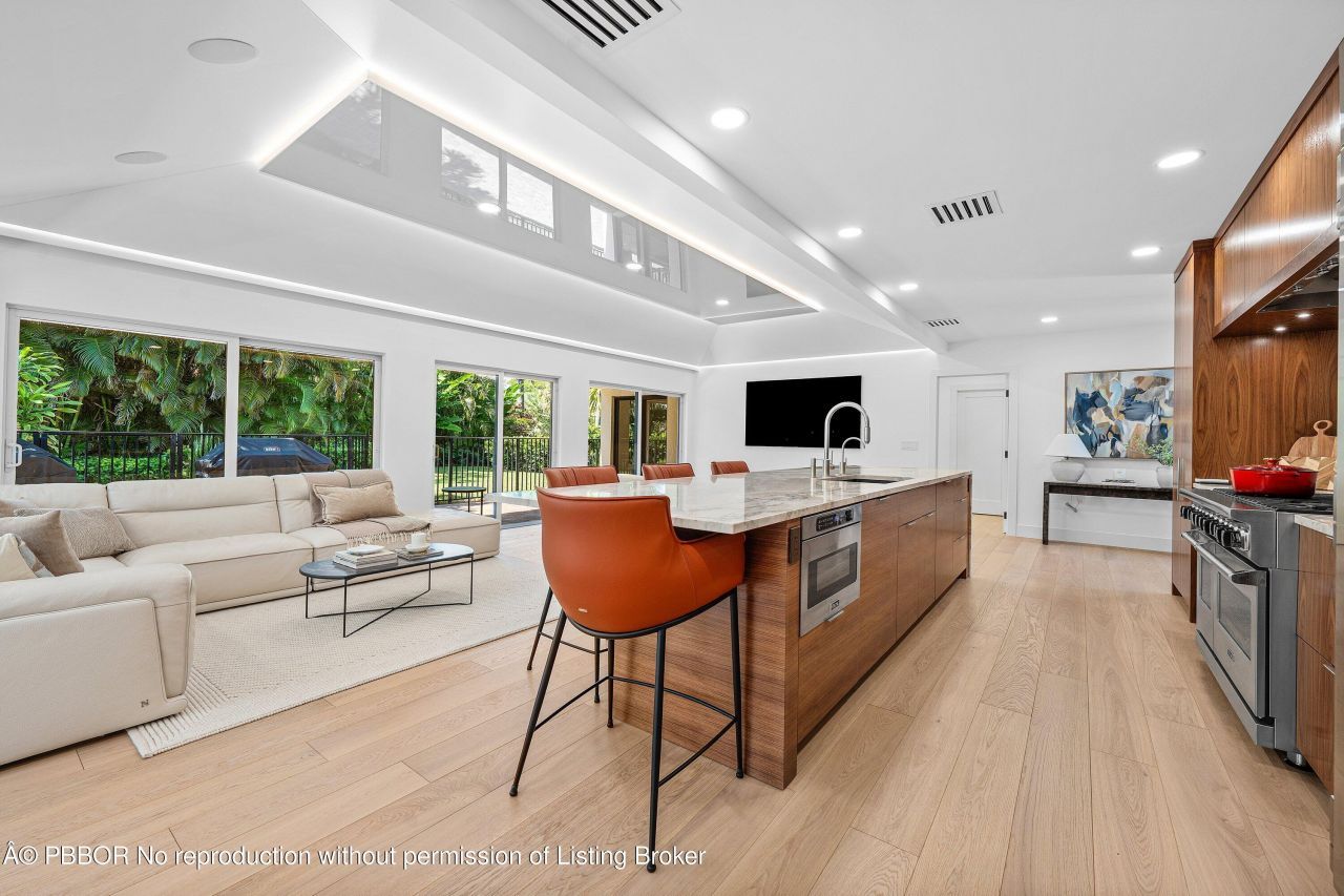 16 Little Pond Road, Lantana, FL 33462 Photo