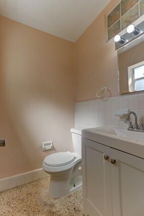 328 E Jasmine Drive, Lake Park, FL 33403 Photo