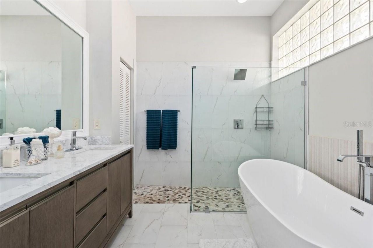 700 Silk Oak Drive, Venice, FL 34293 Photo