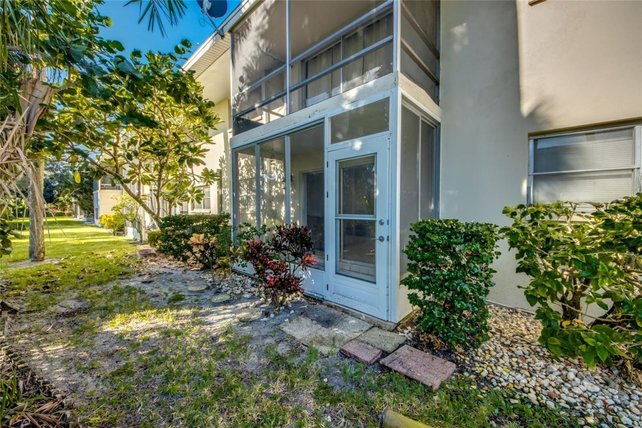 1003 Tropic Terrace, North Fort Myers, FL 33903 Photo