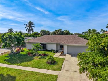 620 N BARFIELD DRIVE, MARCO ISLAND, FL 34145