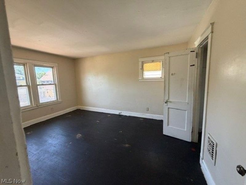 475 E 118th Street, Cleveland, OH 44108 Photo 27