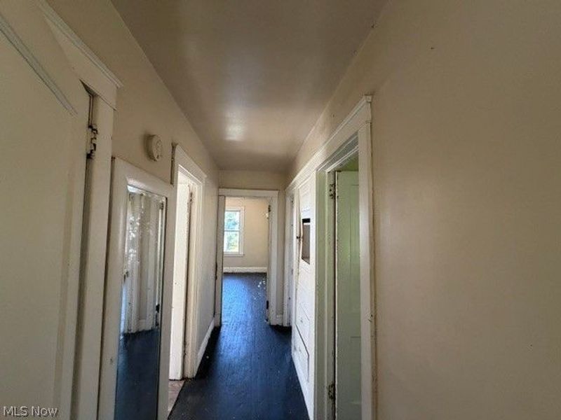 475 E 118th Street, Cleveland, OH 44108 Photo 29