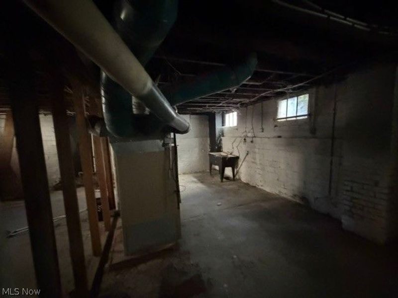 475 E 118th Street, Cleveland, OH 44108 Photo 34