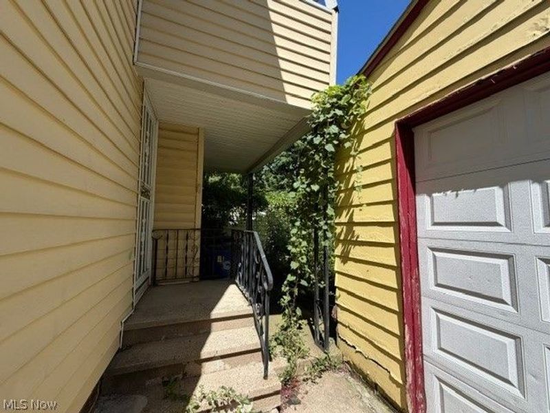 475 E 118th Street, Cleveland, OH 44108 Photo 5