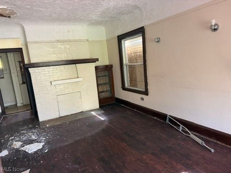 475 E 118th Street, Cleveland, OH 44108 Photo 8