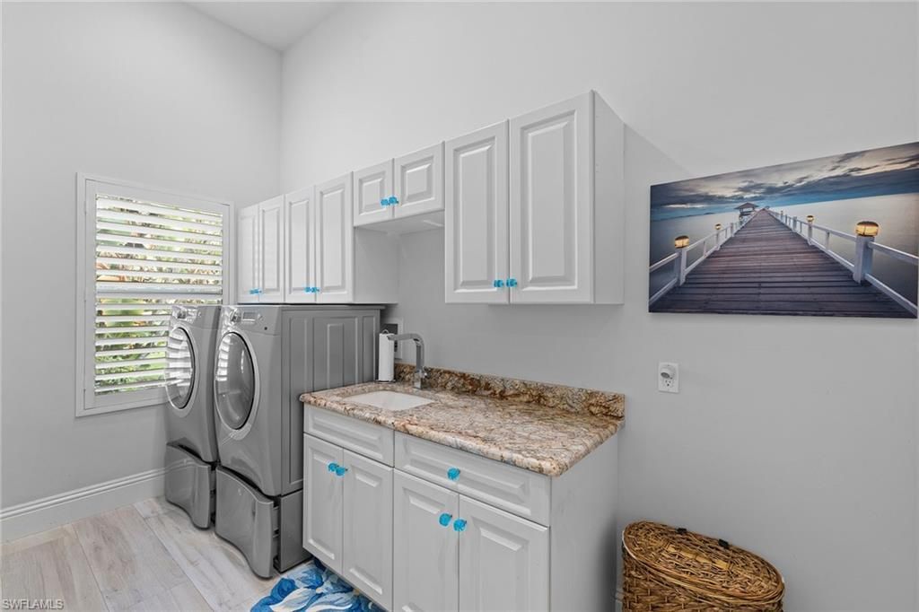 7627 Palmer Ct, Naples, FL 34113 Photo