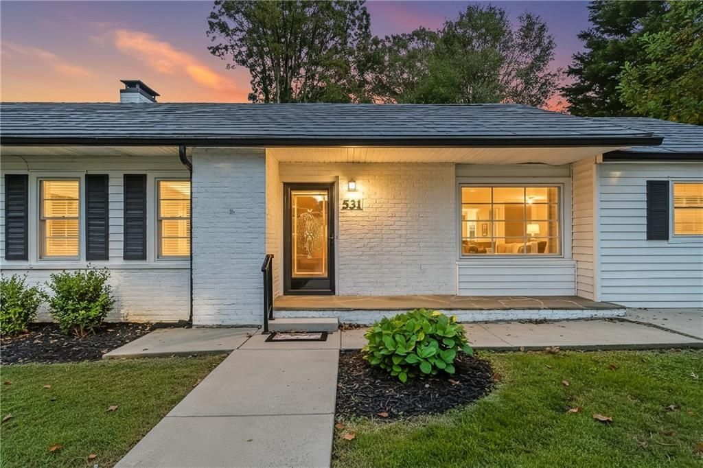 531 Crestview Terrace, Gainesville, GA 30501 Main Photo