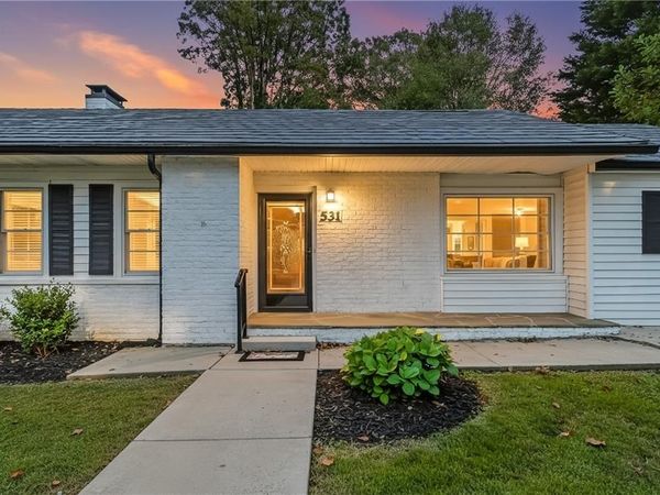 531 Crestview Terrace, Gainesville, GA 30501